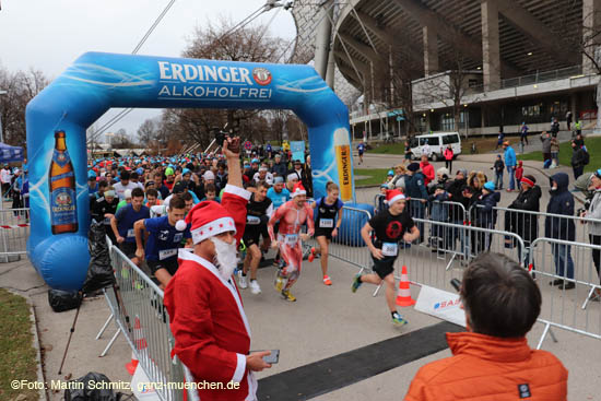 Start zum Nikolausklauf 2018 © Foto. Martin Schmitz)